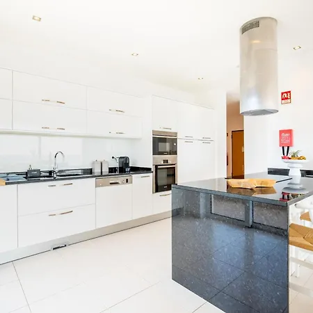 View By Blue Diamond 101 Apartamento Lagos